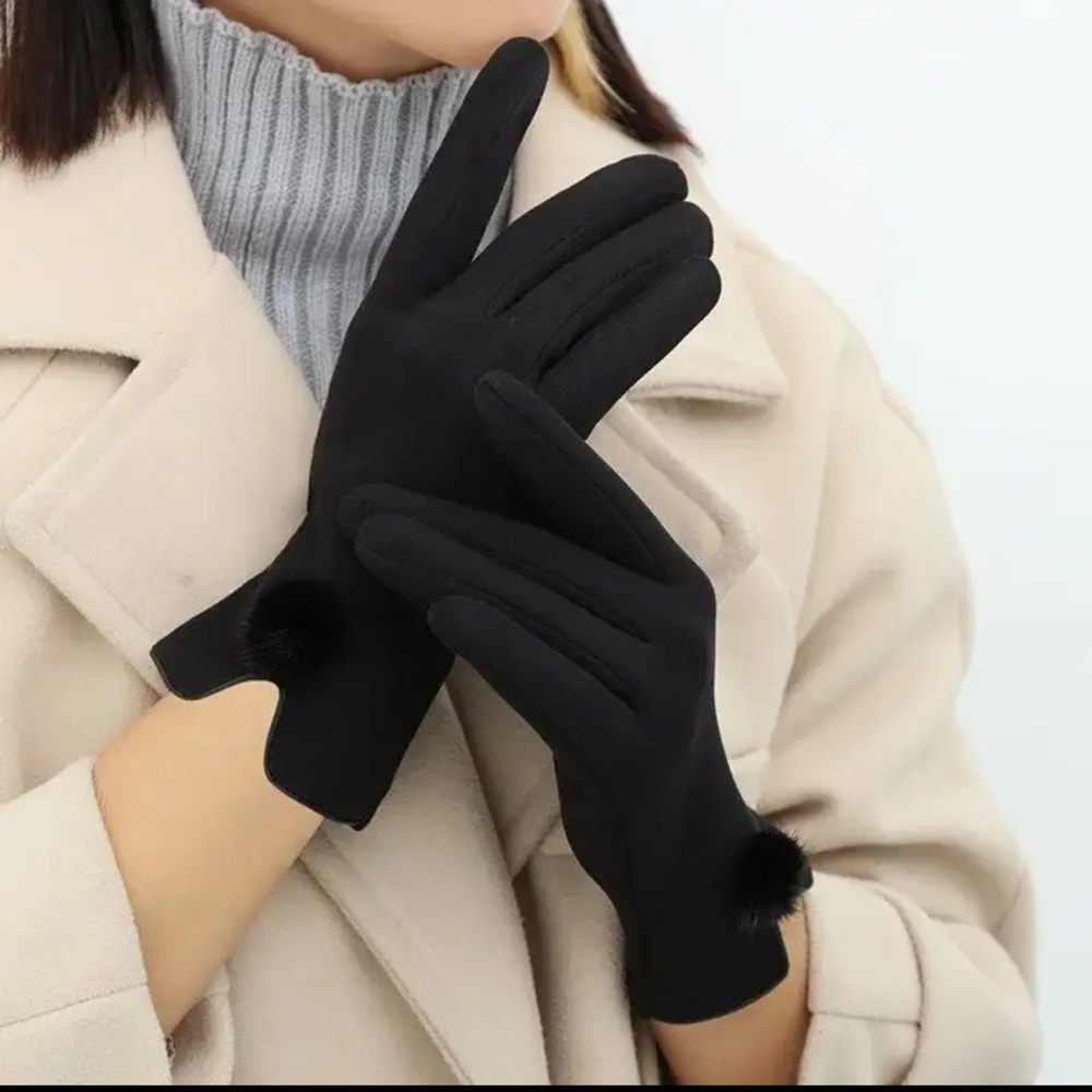 NEW Black Slim Fit Vintage Detailed Touch Screen Compatible Elegant Women Gloves